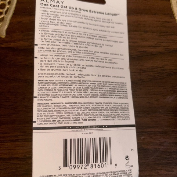 ALMAY ONE COAT GET UP & GROW 
EXTREME LENGTH MASCARA 010 BLACKEST BLACK 0.21oz. - Picture 2 of 4